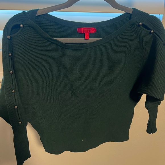 JLO Sweater - Picture 1 of 6